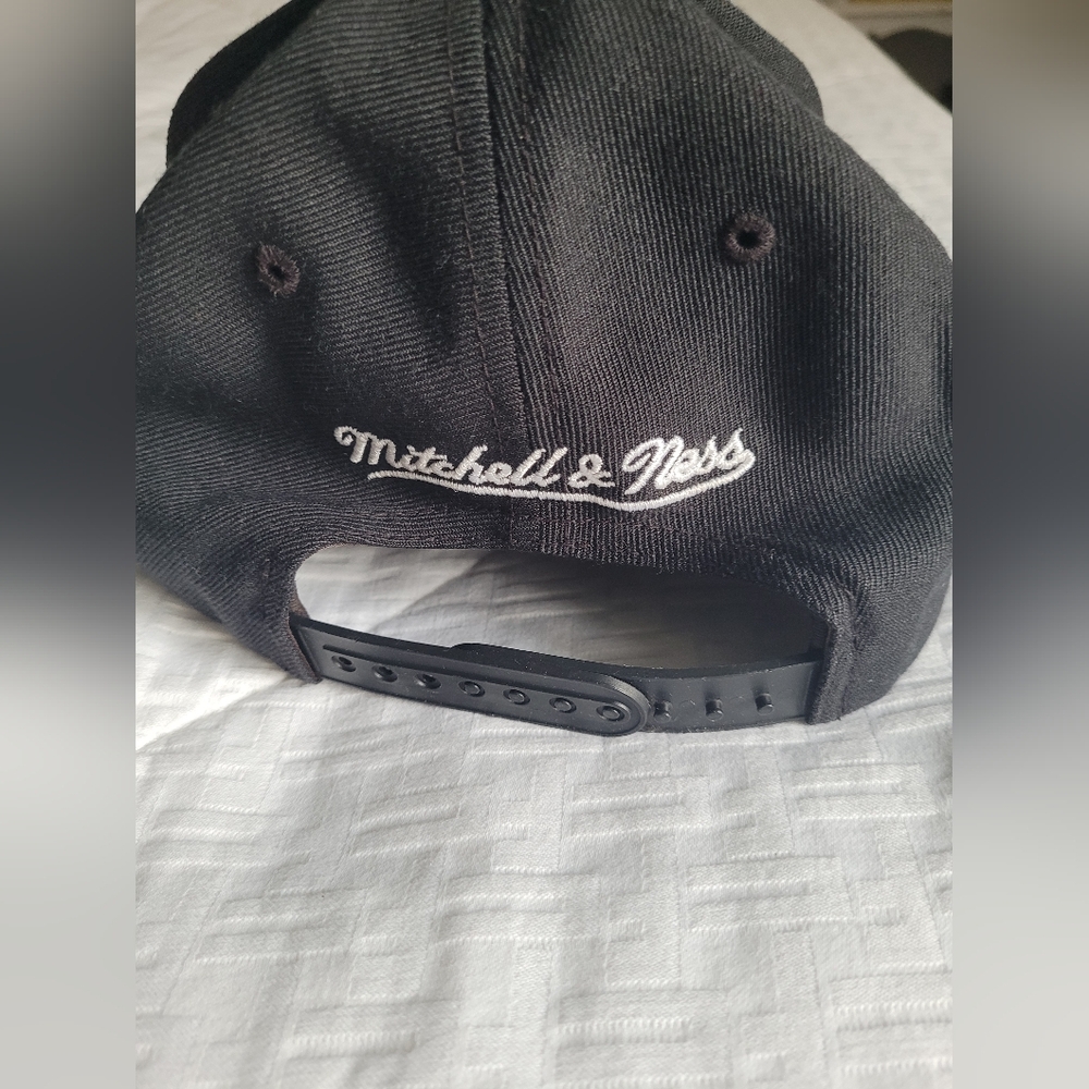 Toronto Raptors adjustable cap - Picture 2 of 3